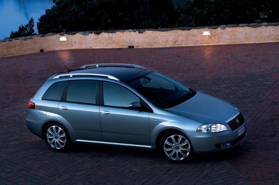  Fiat Croma Station Wagon 2009 года  (фото 42 из 106)